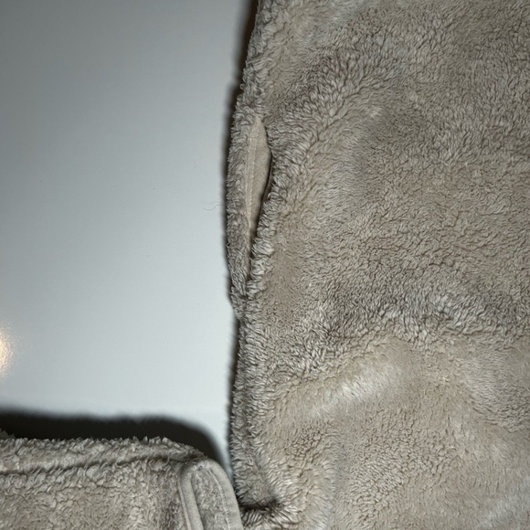 PINK Victoria's Secret Cream Fleece Jacket XS (c) - Picture 4 of 9